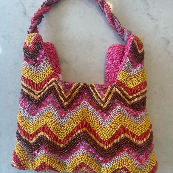 GEO BEADED BAG!!! Snap closure!  Gorgeous colors!!! NWT - Picture 1 of 8